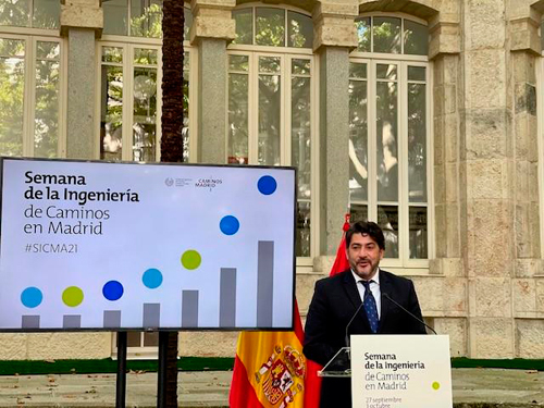 David Pérez inaugurando la Semana de la Ingeniería