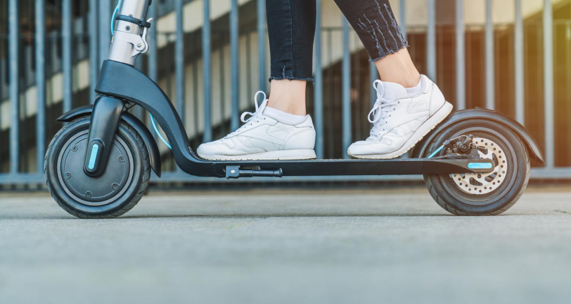 Imagen de un patinete eléctrico