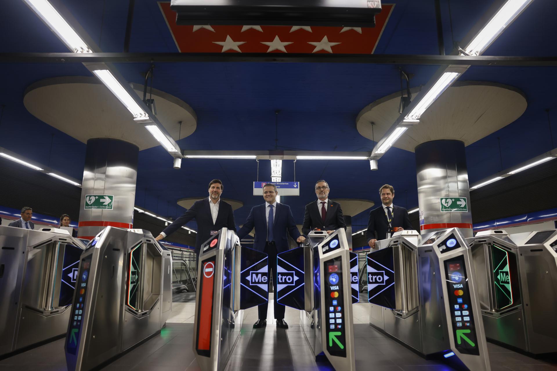 Pago directo con tarjeta bancaria en los tornos de Metro