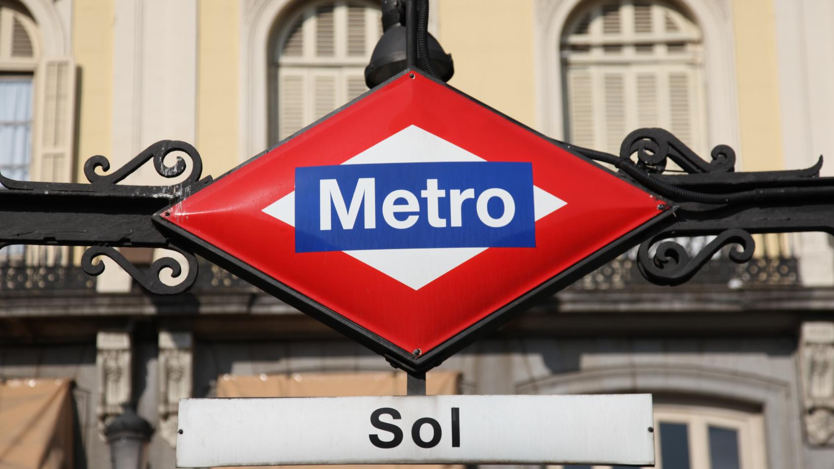 Cierre temporal de la estación de Metro de Sol por limpieza urgente